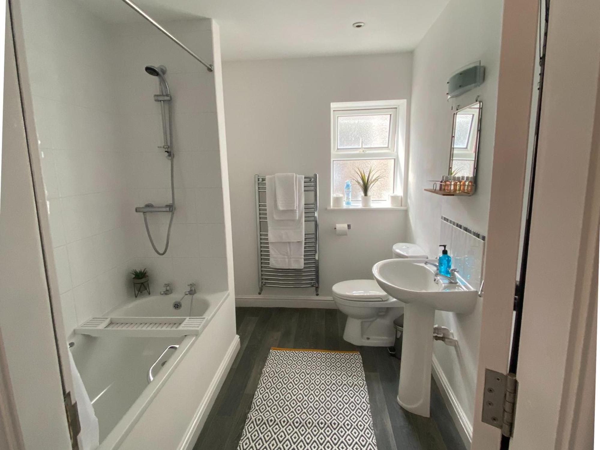 מורקמבי Eden Escapes Serviced Apartments מראה חיצוני תמונה